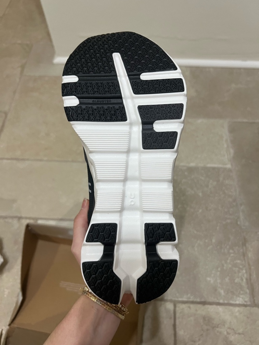 On Running OnCloud Cloudrunner Women's Athletic Shoes in Black/White - Picture 3 of 4